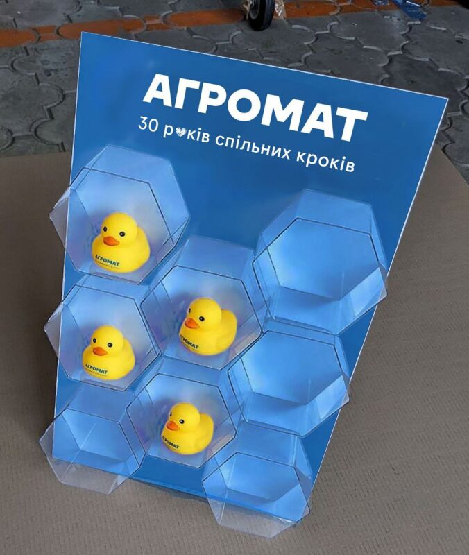 87805